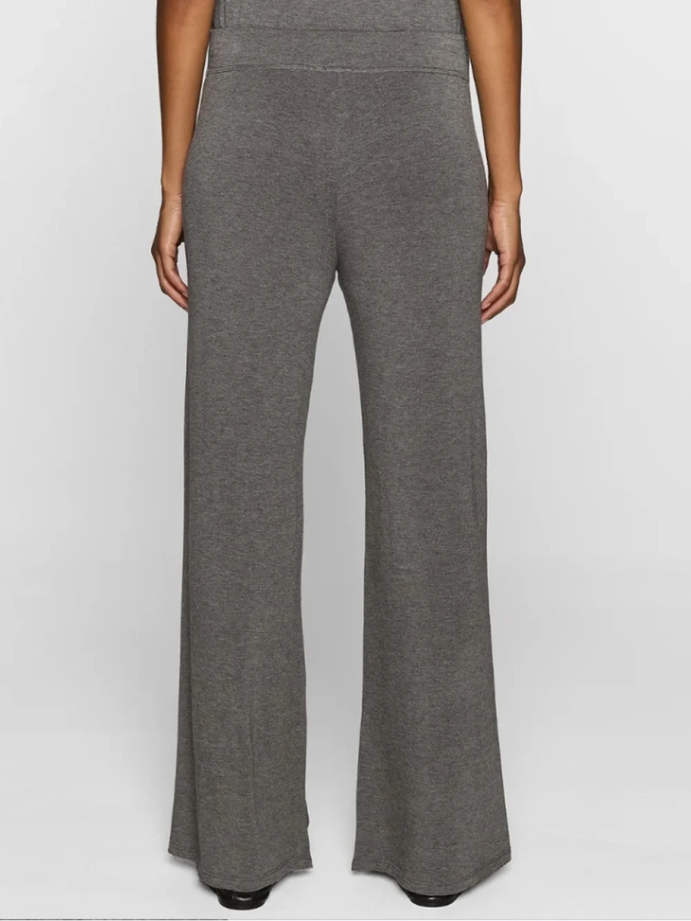 Cindy Yoga Pant | Cindy Crawford Collection | Size 2 - Picture 4 of 9